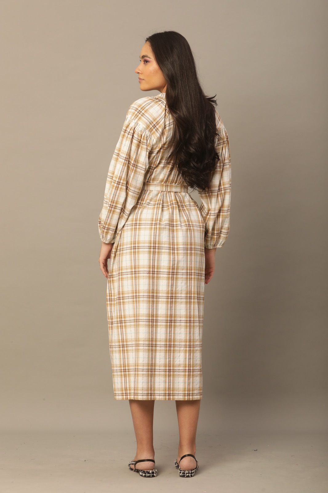 3-748975e8-3fd6-4ab5-a20f-d2ddd3d74fea