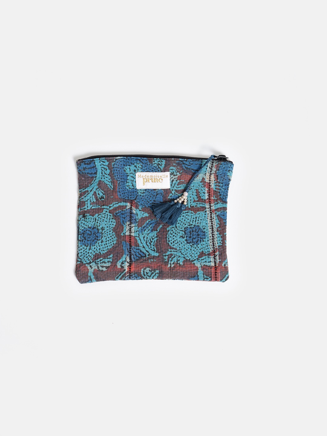 d9025527-b18c-4537-a1a9-0a7504949972